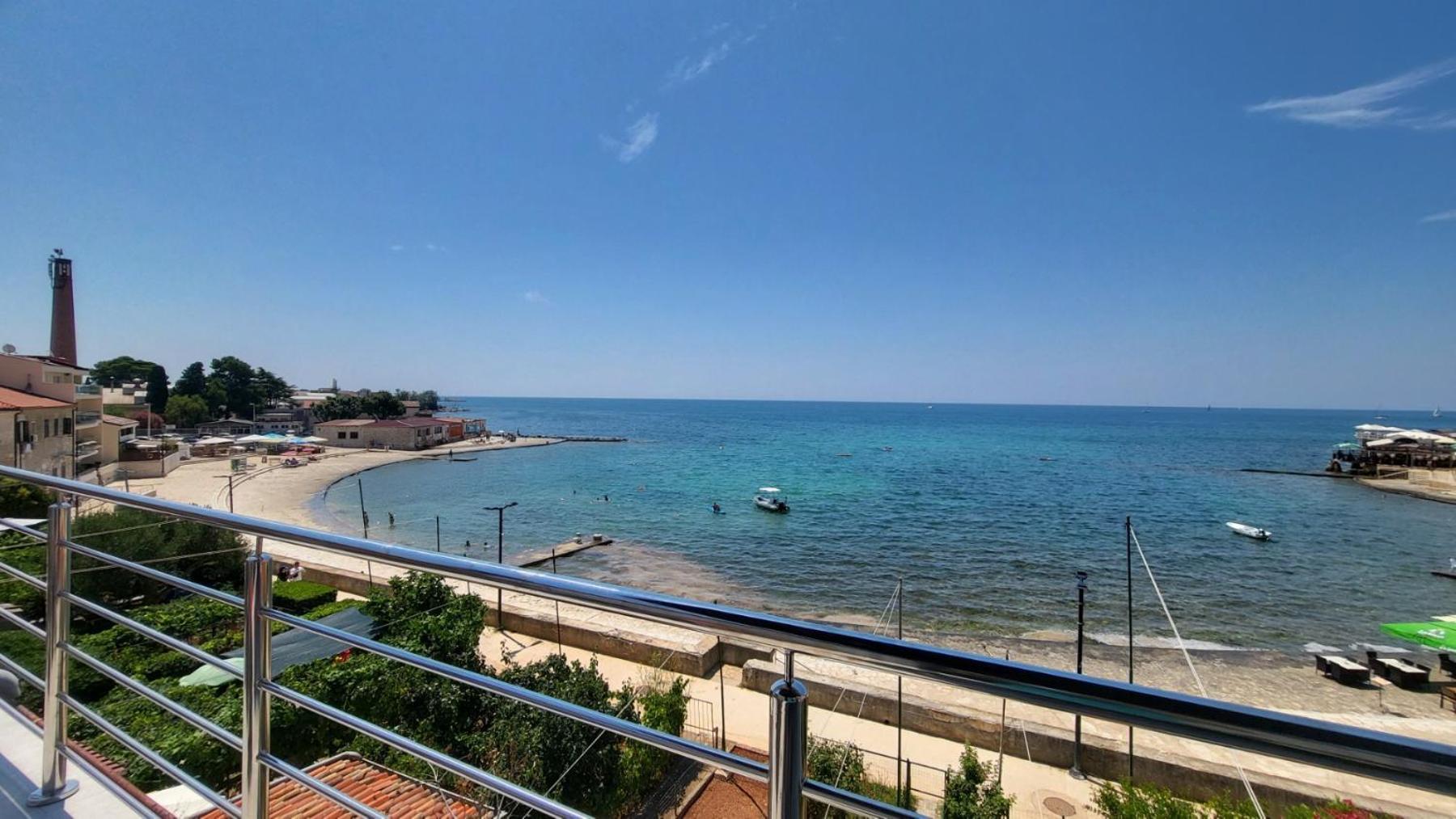 Apartman Dora With Sea View And Terrace อูมัค ภายนอก รูปภาพ